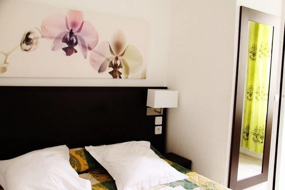Untalented Hotel - Villette ปารีส ภายนอก รูปภาพ